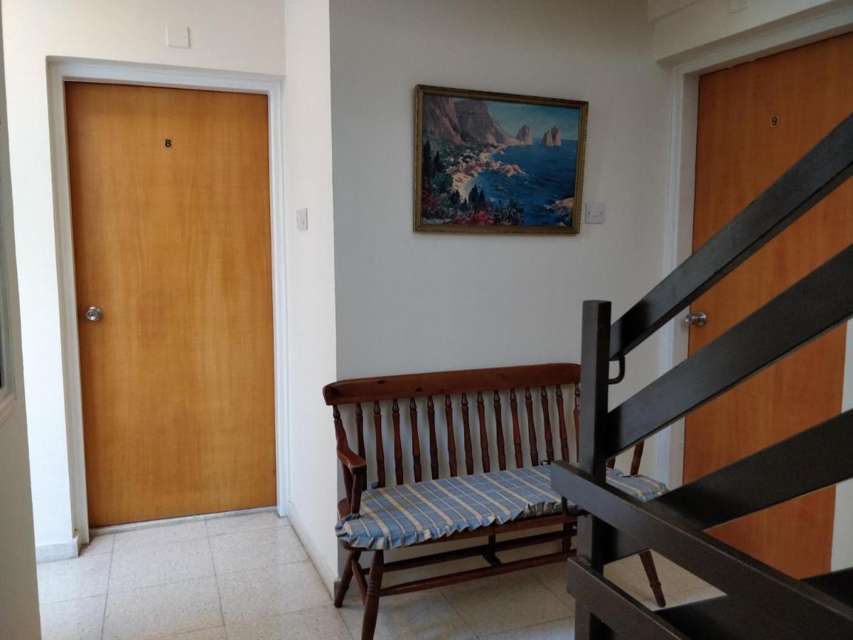 Demetris Apartament