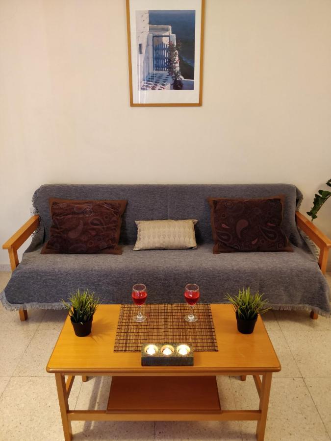 Demetris Apartament *